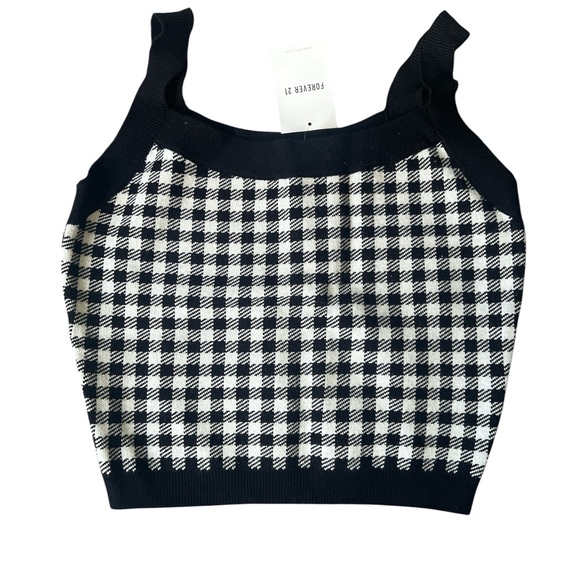 Forever 21 Black and White Button Down Shirt - Picture 2 of 5